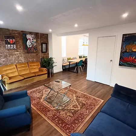 Northampton Oasis - 4 Bedroom House Esterno foto