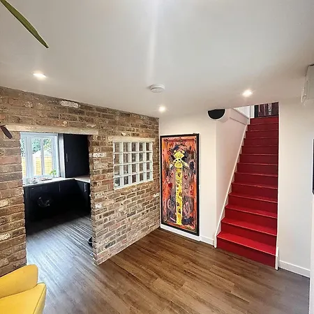 Northampton Oasis - 4 Bedroom House Esterno foto