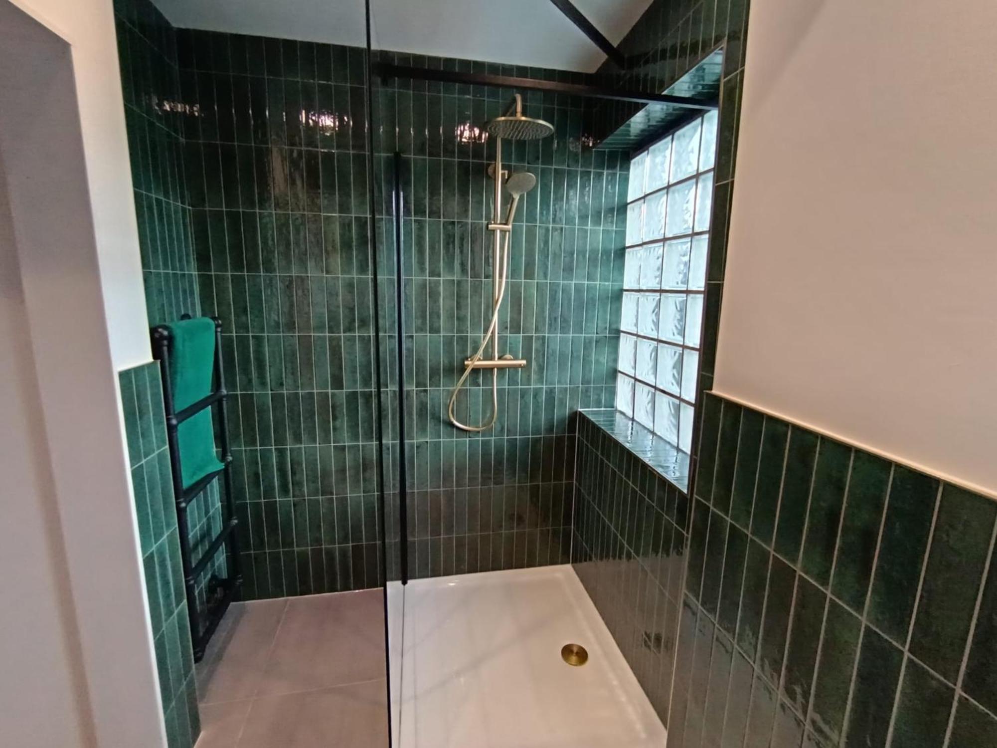 Oasis - 4 Bedroom House Holiday home Northampton