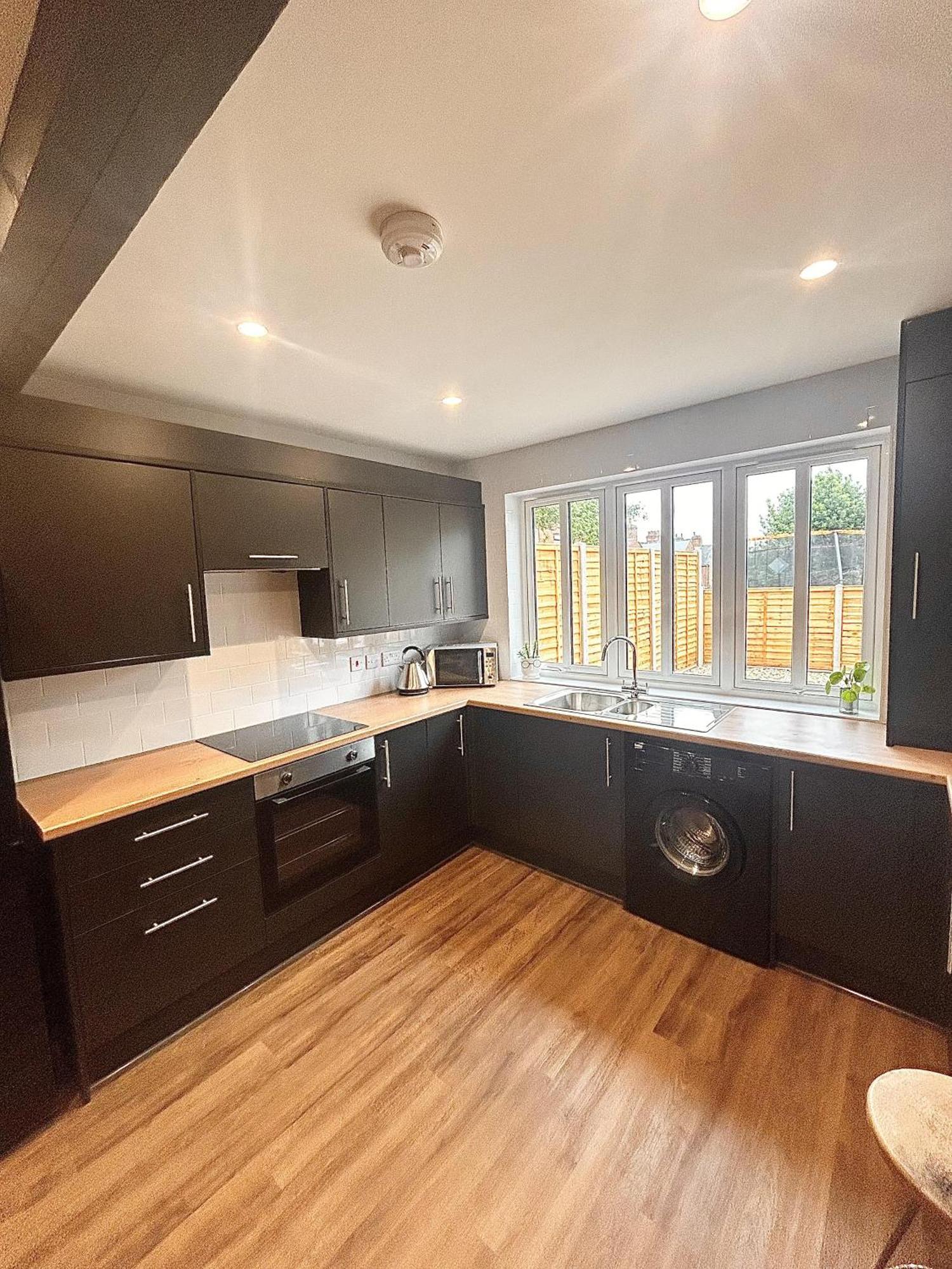 Oasis - 4 Bedroom House *